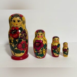 Vintage Matryoshka Russian Nesting Dolls (Babushka) Set Of 4 Hand Painted